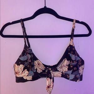 Billabong bathing suit set